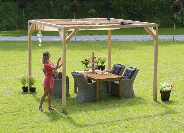 Pergola en bois avec store bateau